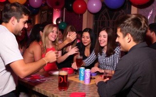 Пати‑геймы: топ игр для шумной вечеринки