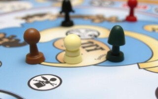 Настольные игры по фильмам и сериалам: удачные и спорные адаптации